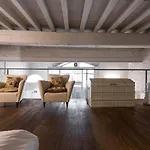 Santa Croce Loft